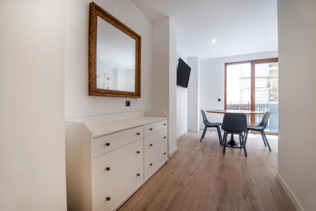 Vlc Host- Eixarchs Apartament *
